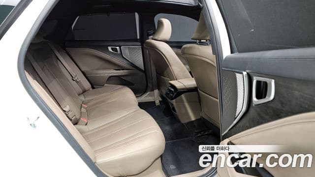 Kia K8 гибрид Noblesse, 2022 11