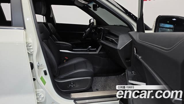 KG모빌리티(SsangYong) Torres T7, 2024 11