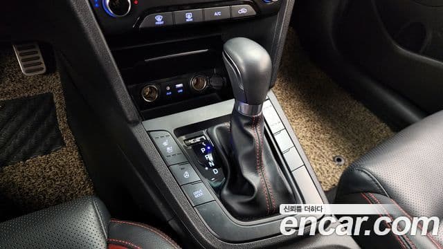 Hyundai Avante AD 1.6 турбо Sport, 2017 9