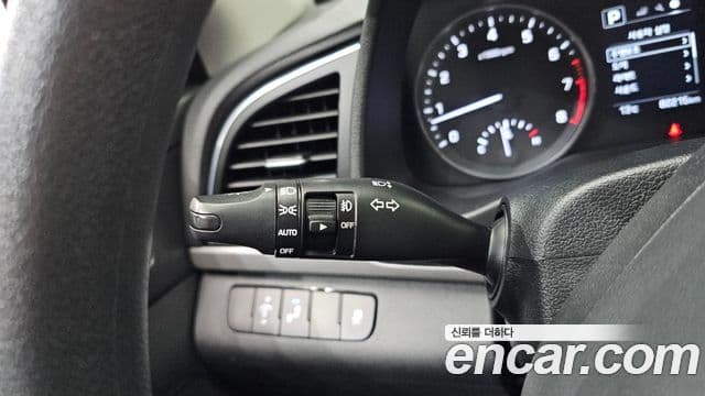 Hyundai Avante AD 1.6 GDI Value Plus, 2018 18