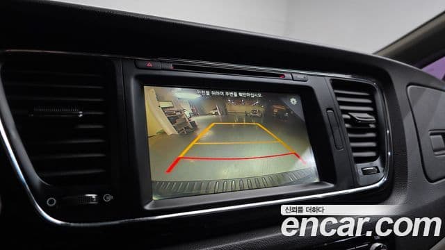 Kia All New Carnival Prestige, 2016 17