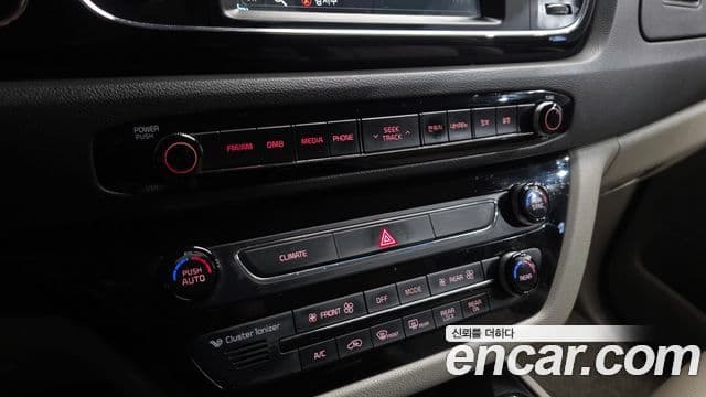 Kia All New Carnival Prestige, 2016 18
