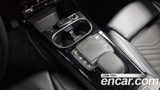 Mercedes-Benz A-класс W177 A220 хэтчбек, 2020 9