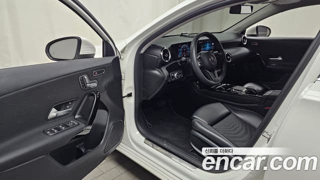 Mercedes-Benz A-класс W177 A220 хэтчбек, 2020 10