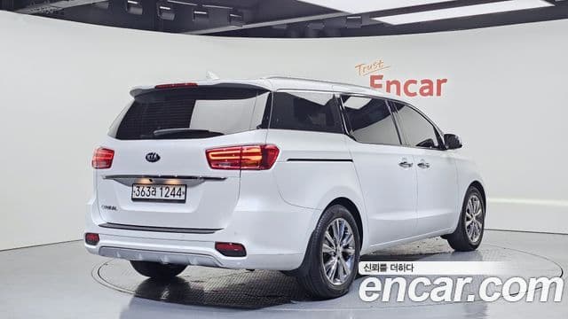Kia The / новый New Carnival Prestige, 2020 2
