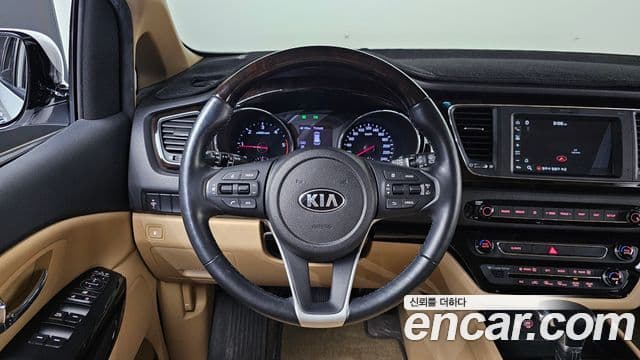 Kia The / новый New Carnival Prestige, 2020 14