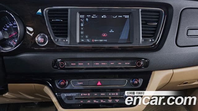 Kia The / новый New Carnival Prestige, 2020 15