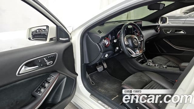 Mercedes-Benz A-класс W176 A45 AMG 4MATIC, 2018 10