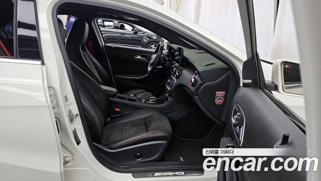 Mercedes-Benz A-класс W176 A45 AMG 4MATIC, 2018 11