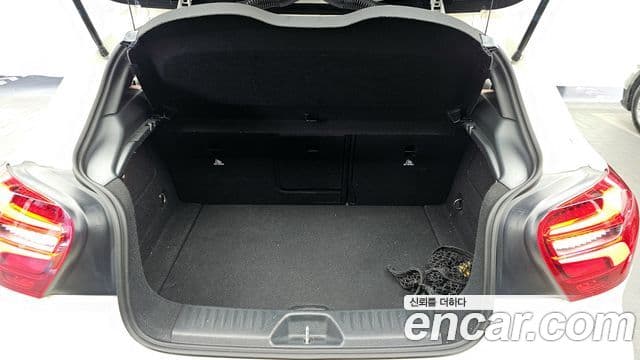 Mercedes-Benz A-класс W176 A45 AMG 4MATIC, 2018 20