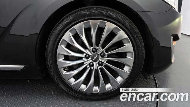 Genesis EQ900 Premium Luxury, 2018 все фото