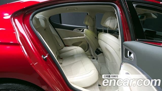 Genesis The / новый New G70, 2021 12