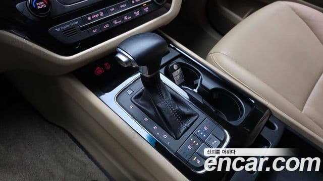 Kia All New Carnival Prestige High Roof, 2017 9