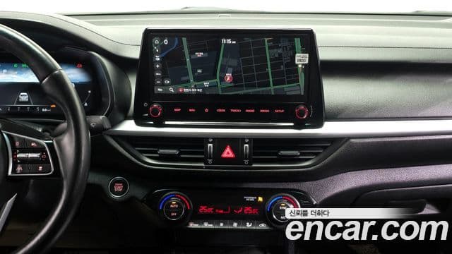 Kia The / новый New K3 2세대 Signature, 2023 14