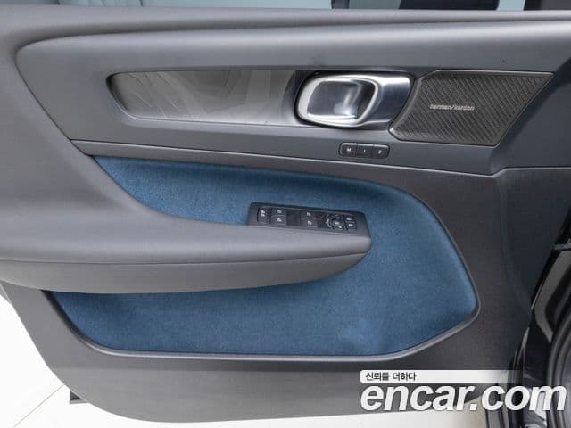 Volvo XC40 Recharge twin Ultimate, 2024 13