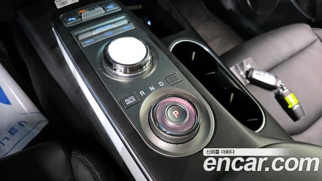 Genesis GV70, 2021 9