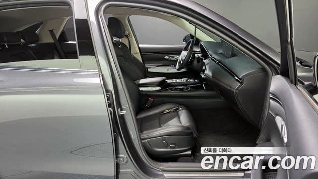 Genesis GV70, 2021 10