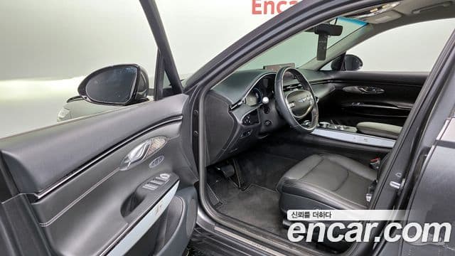 Genesis GV70, 2021 11