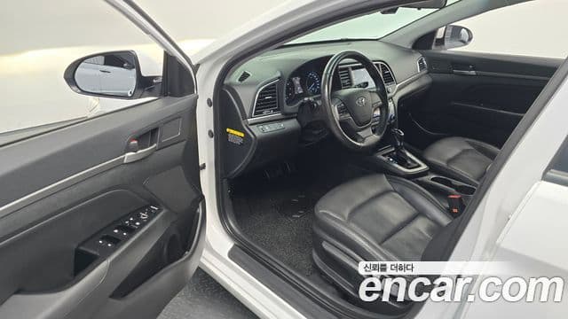 Hyundai Avante AD Special, 2016 11