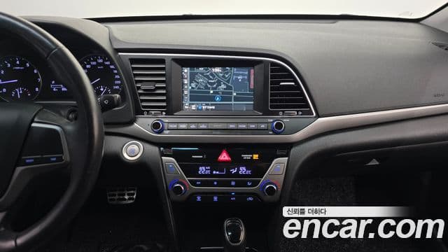 Hyundai Avante AD Special, 2016 15