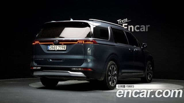 Kia Carnival 4세대 Signature, 2021 2
