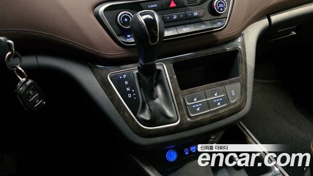 Hyundai The / новый New Grand Starex Exclusive, 2019 9