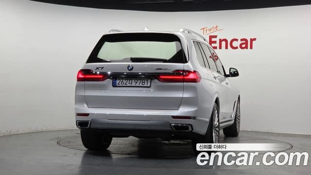 BMW X7 (G07) xDrive 30d Design Pure Excellence 6인승, 2020 4
