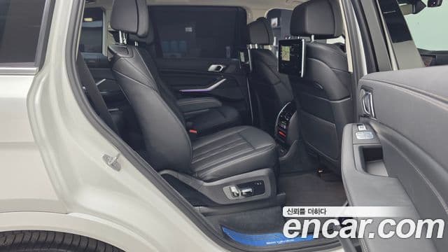 BMW X7 (G07) xDrive 30d Design Pure Excellence 6인승, 2020 12