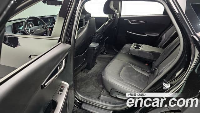 Kia EV6 Air, 2022 11