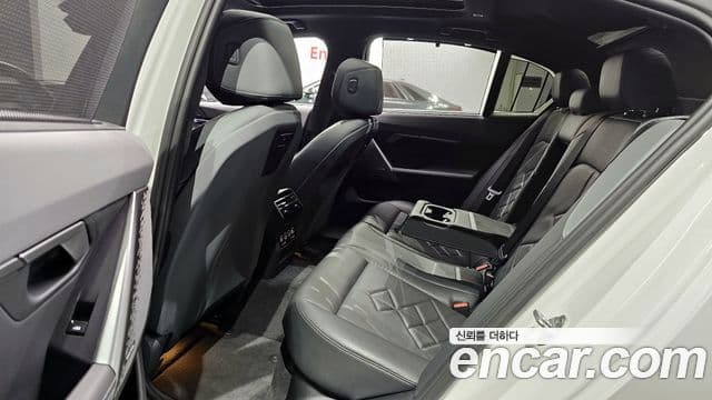 BMW 5시리즈 (G60) 530i xDrive M Sport, 2025 12