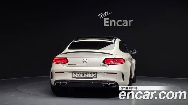 Mercedes-Benz C-класс W205 C63 AMG купе, 2017 4
