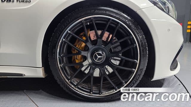 Mercedes-Benz C-класс W205 C63 AMG купе, 2017 все фото