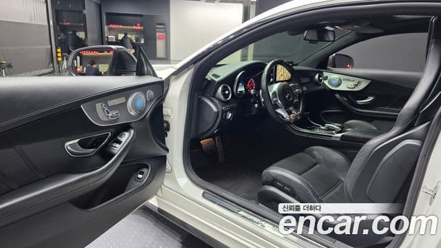 Mercedes-Benz C-класс W205 C63 AMG купе, 2017 10