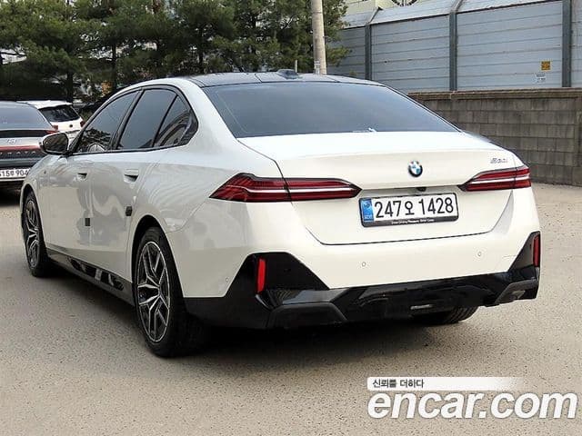 BMW 5시리즈 (G60) 520i M Sport, 2025 3