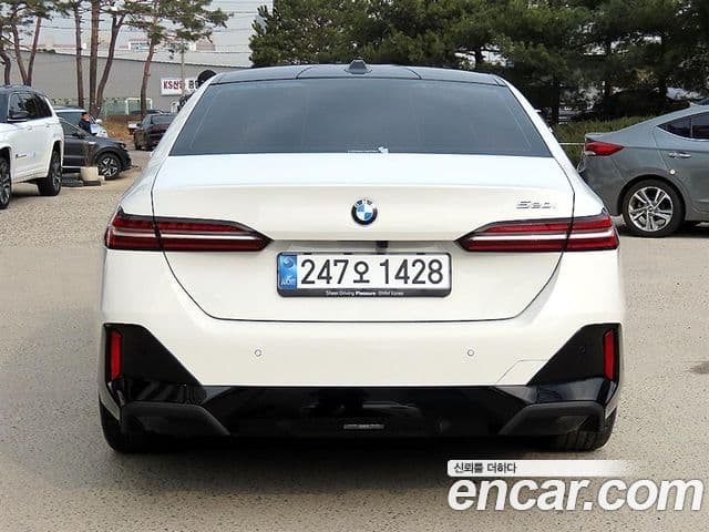 BMW 5시리즈 (G60) 520i M Sport, 2025 4