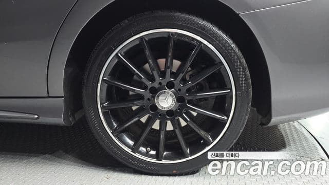 Mercedes-Benz CLA-класс C117 AMG Line, 2017 все фото