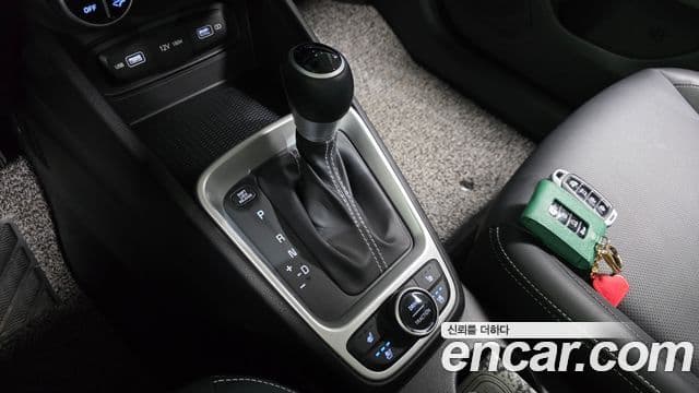 Hyundai Venue 1.6 Modern Plus, 2022 9