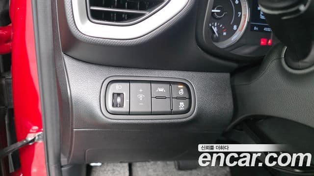 Hyundai Venue 1.6 Modern Plus, 2022 13