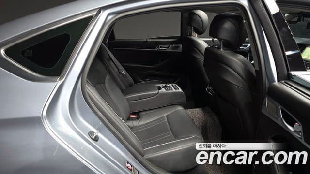 Genesis G80 Premium Luxury, 2017 12