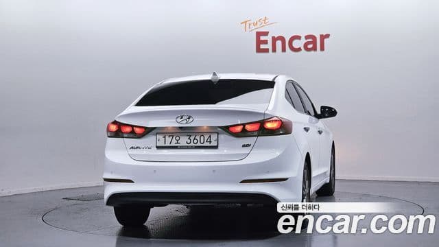 Hyundai Avante AD Modern, 2016 4