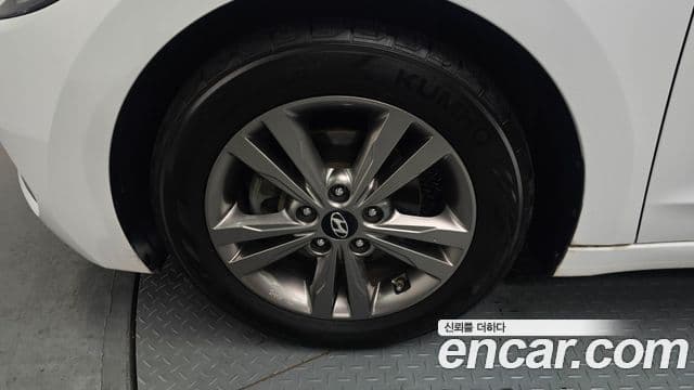 Hyundai Avante AD Modern, 2016 все фото