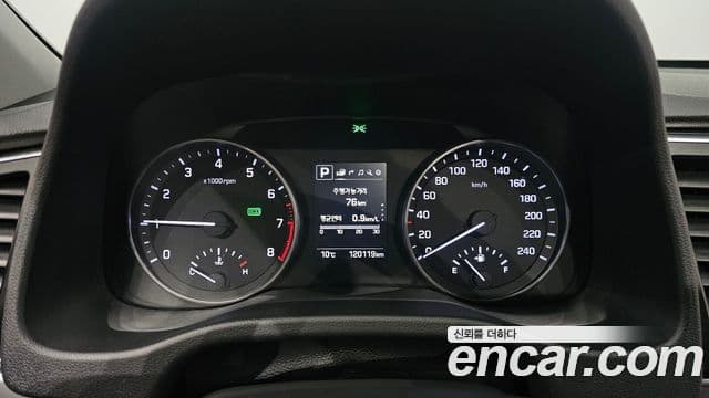 Hyundai Avante AD Modern, 2016 8