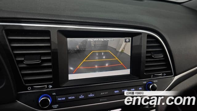 Hyundai Avante AD Modern, 2016 14