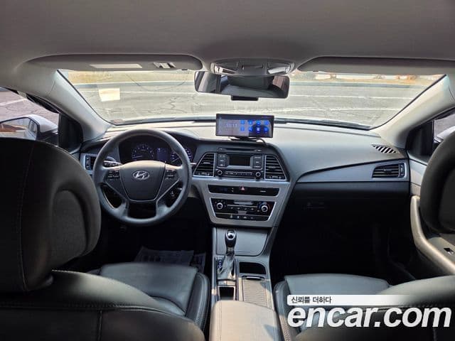 Hyundai LF Sonata Style, 2017 6