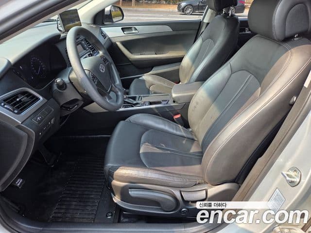 Hyundai LF Sonata Style, 2017 11