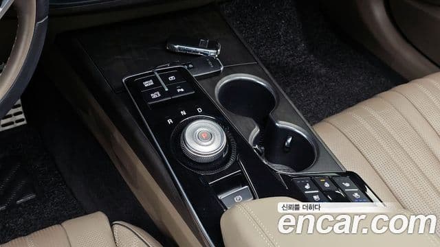 Kia K8 Platinum, 2023 9