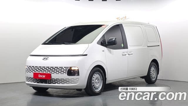 Hyundai Staria Smart, 2022 1