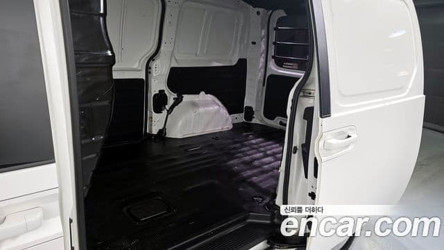 Hyundai Staria Smart, 2022 11