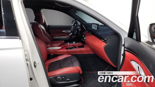 Genesis GV70, 2022 12