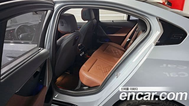 BMW 5시리즈 (G60) 530i xDrive M Sport, 2024 11